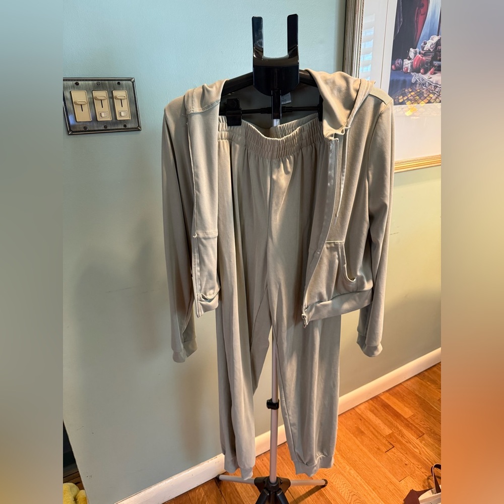Klassy Network Light Green Co Ord Set